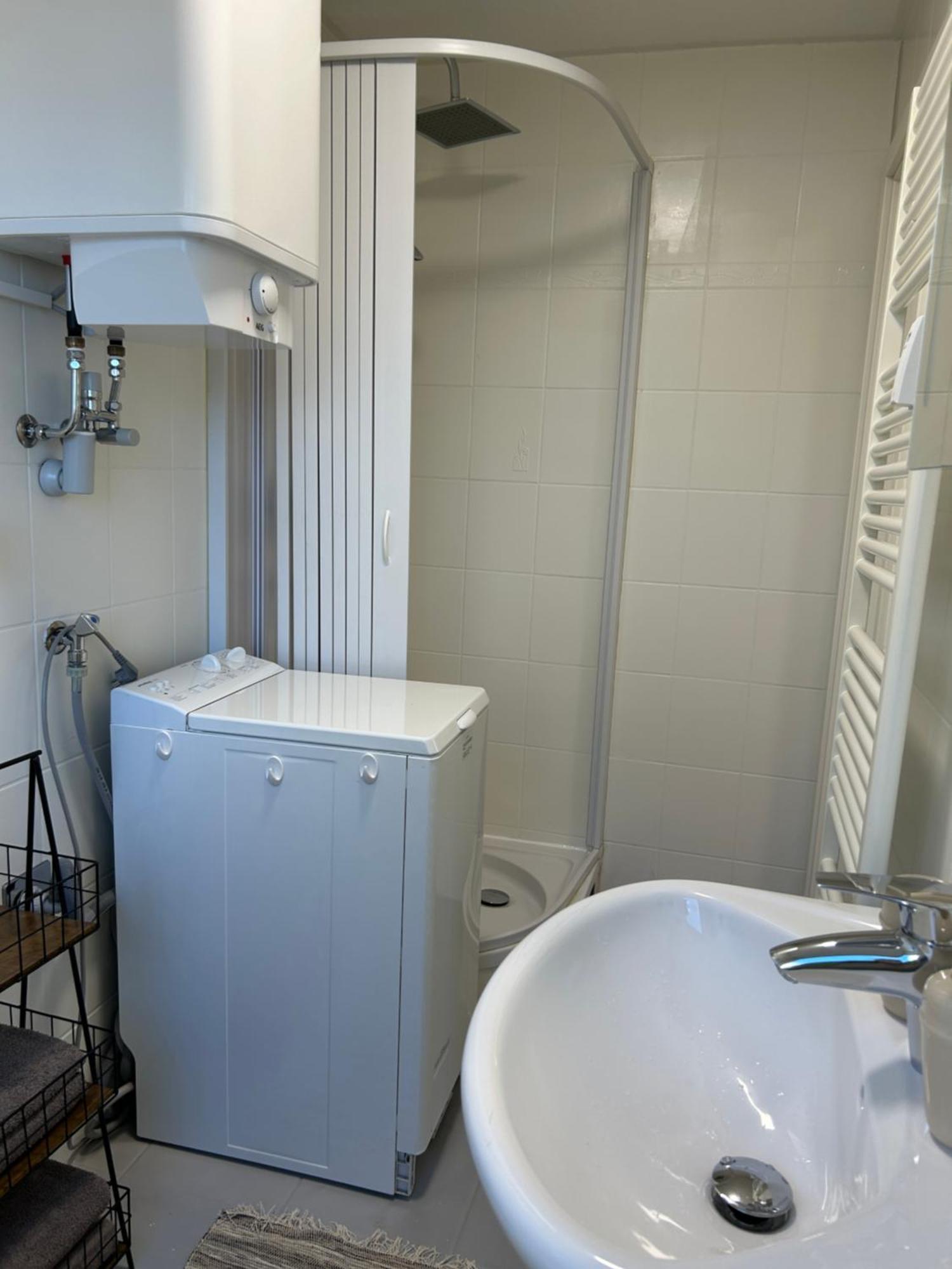 Schoene 1-Zimmer Wohnung Am Bahnhof 2 Parkplaetze Sonthofen Exterior foto
